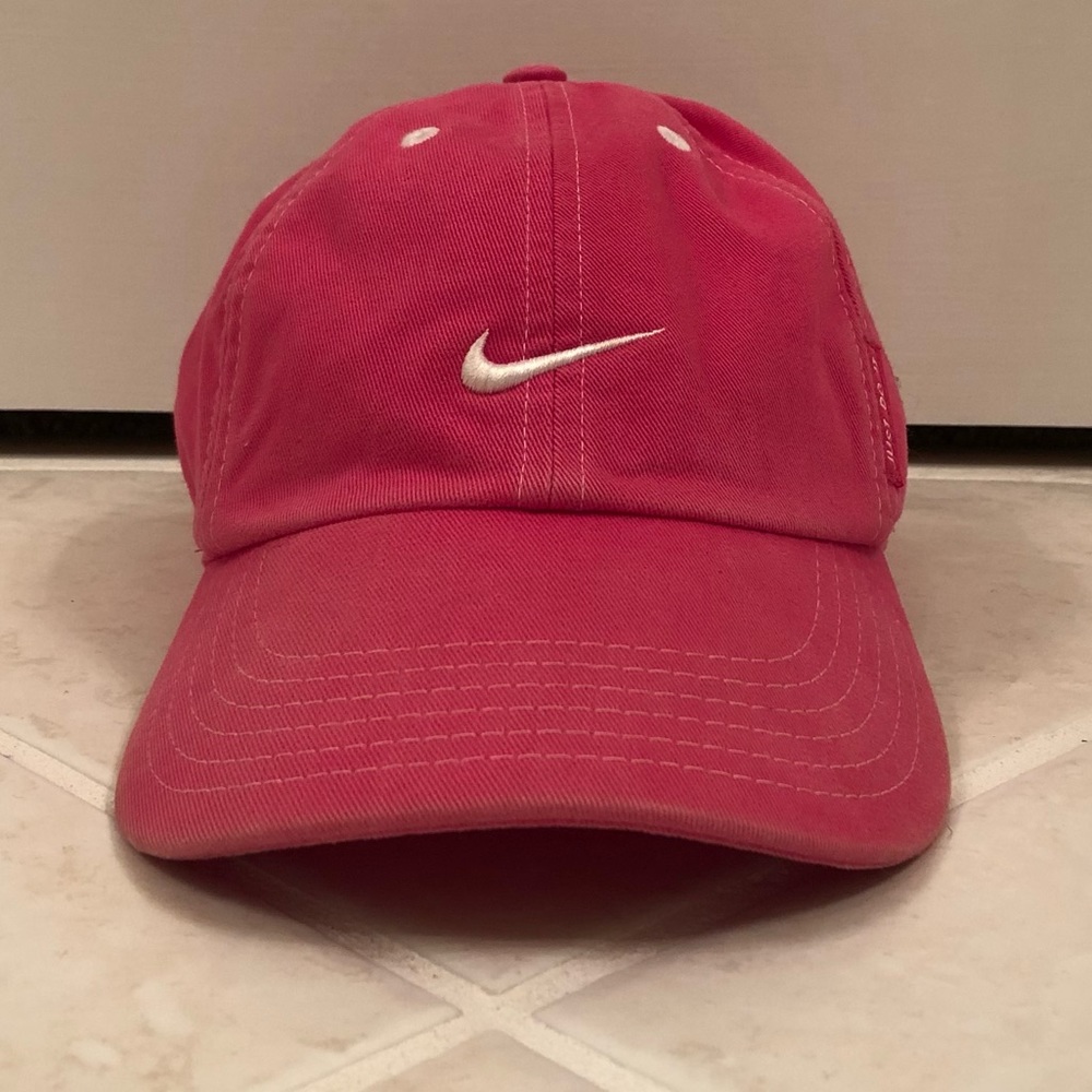 Nike Baseball Hat One Size Adjustable Strap